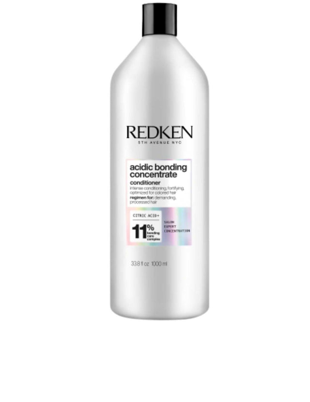 Redken Acidic Bonding Concentrate Conditioner 1L bottle for repairing damaged hair.