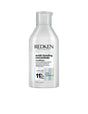 Redken Acidic Bonding Concentrate Conditioner 300ml bottle for damaged hair repair and pH balance, suitable for all hair types and textures.