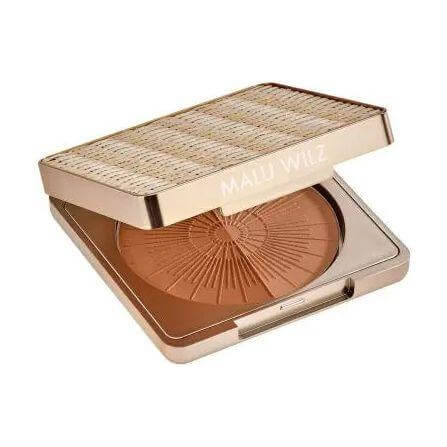 Malu Wilz Beauty and the Beach Bronzing Powder open compact, showing finely milled bronzer for a sun-kissed, luminous glow.
