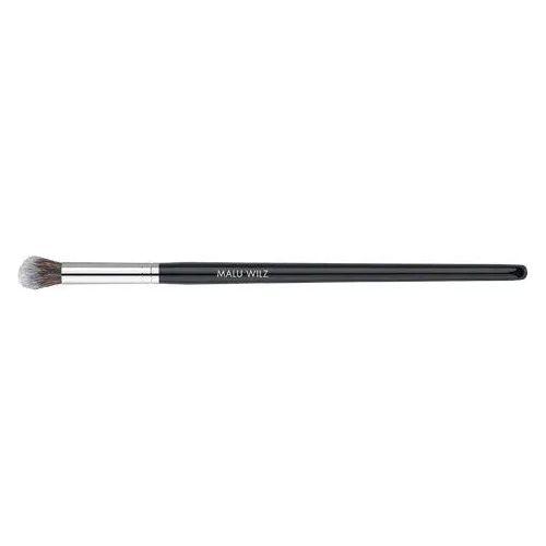 Malu Wilz Blending Brush with soft synthetic bristles and ergonomic handle for professional makeup application and blending.
