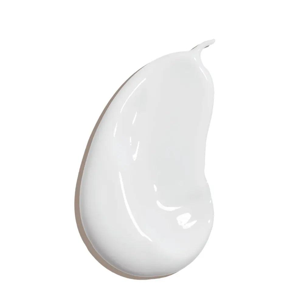 Texture of Classic Face Organic Sunscreen SPF 30 with cucumber scent showcasing its lightweight, moisturizing formula.
