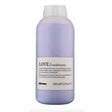 Davines Essential Haircare LOVE Smoothing Conditioner 1000ml bottle – anti-frizz formula for smooth, shiny, elastic hair.