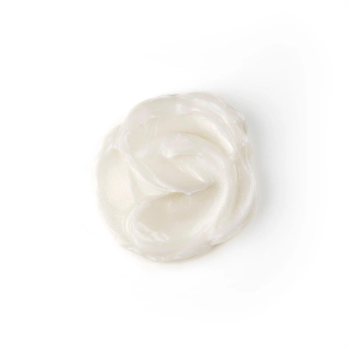 Smooth texture of Diamond Peptide Cream for youthful, firm skin. Lightweight formula enhances elasticity. Ideal for daily skincare routine.