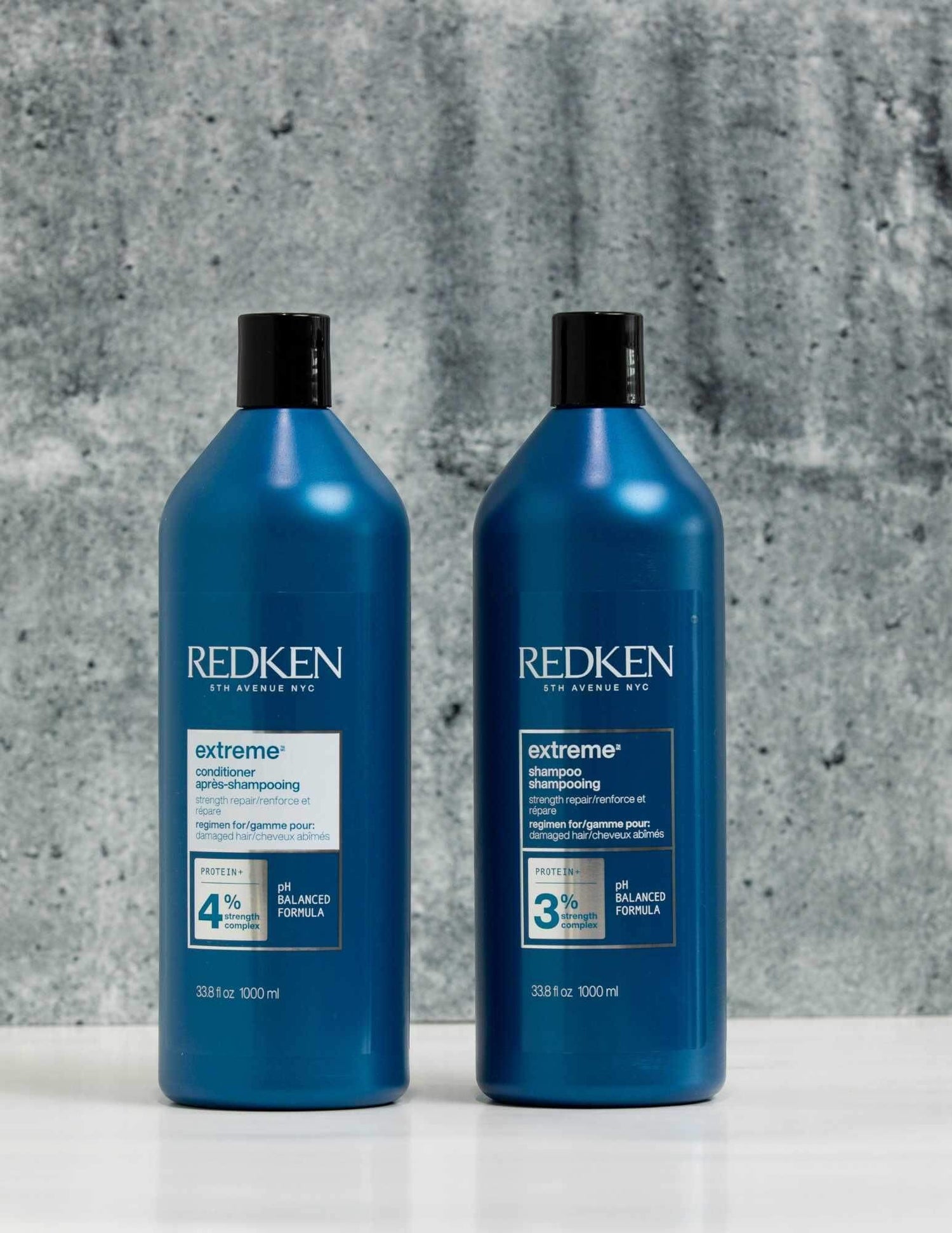 Redken Duo Liters - Extreme Shampoo & Conditioner for repairing damaged hair, suitable for all hair types and textures.