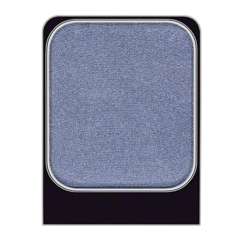 Malu Wilz Eyeshadow 1.4gr in vibrant blue shade, premium eyeshadow powder for stunning eye makeup looks.