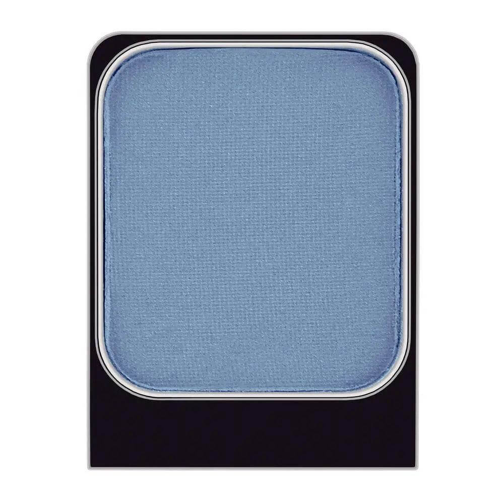Malu Wilz premium eyeshadow in a vibrant blue shade, enhancing eye makeup with rich color and depth. Ideal for stunning eye looks.