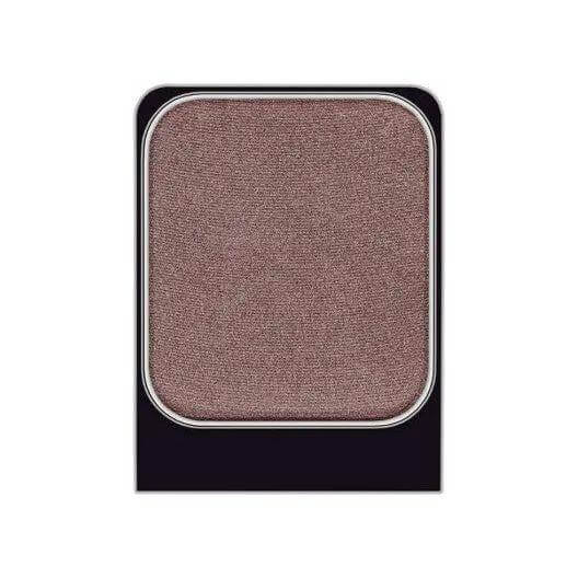 Malu Wilz Eyeshadow 1.4g in shimmer brown, premium makeup for vibrant eye color and depth enhancement.