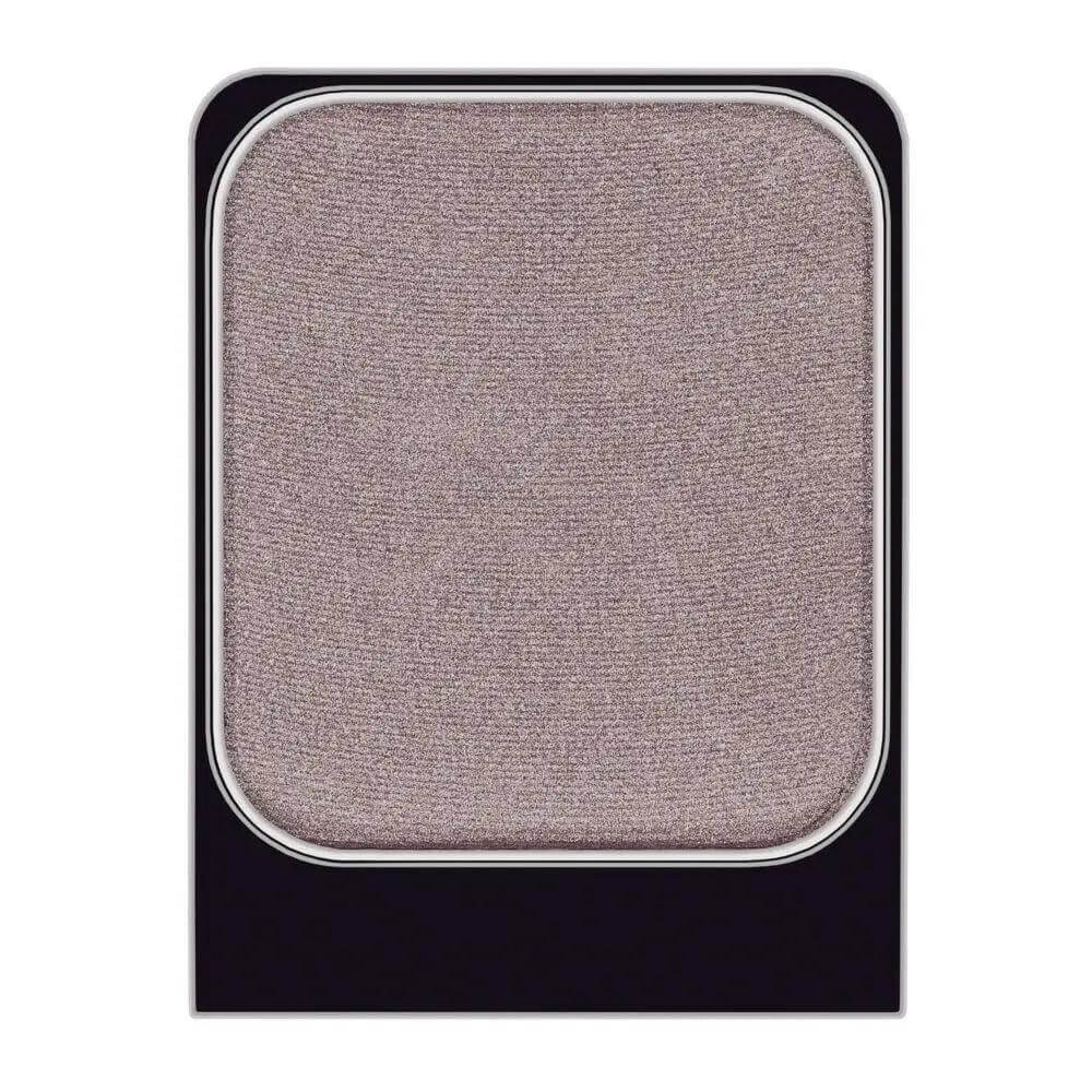Malu Wilz premium eyeshadow powder in a compact case, offering vibrant color and depth for stunning eye looks.