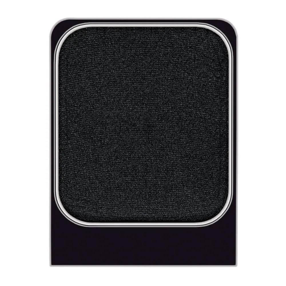 Premium Malu Wilz Eyeshadow 1.4g in rich black shade, perfect for enhancing eye makeup with vibrant color and depth.