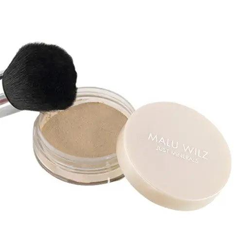 Malu Wilz Just Minerals Powder Foundation with brush for flawless, natural complexion, 15g.