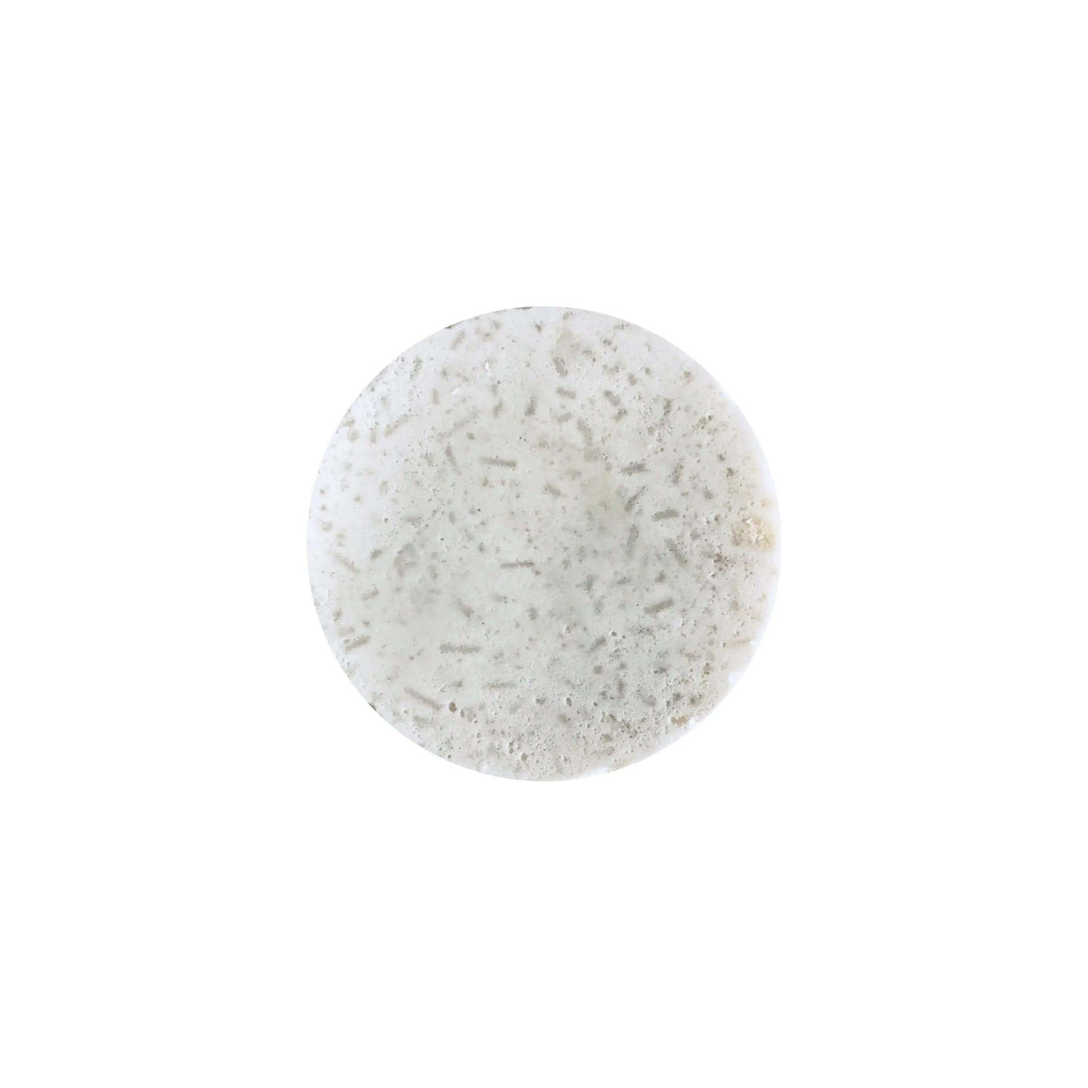 Karma shampoo bar made with organic ingredients, eco-friendly and handcrafted in Quebec, Canada, suitable for normal hair.