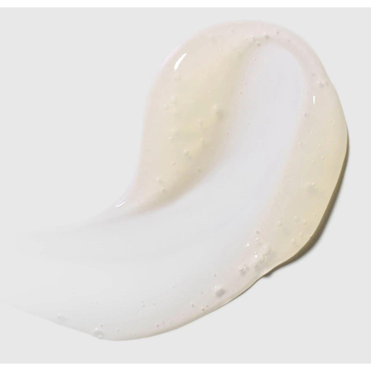 Texture of L'Essentials Pure Cleansing Gelee for acne-prone skin hydration and moisture barrier restoration.