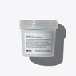 Minu Conditioner jar, nourishing product for colored hair, Eco Beauty Awards winner, detangles and protects cosmetic color.