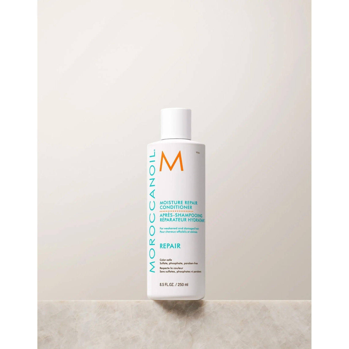 Moroccanoil Moisture Repair Conditioner bottle for damaged hair revitalization with argan oil, keratin, and fatty acids. 8.5 oz.