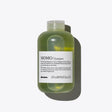 Momo Shampoo bottle, 250 ml, for dry or dehydrated hair; provides intense hydration with creamy foam.
