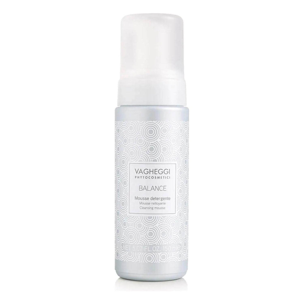 Mousse Nettoyante Balance - cleansing mousse with air bubbles for hydrated, glowing skin.