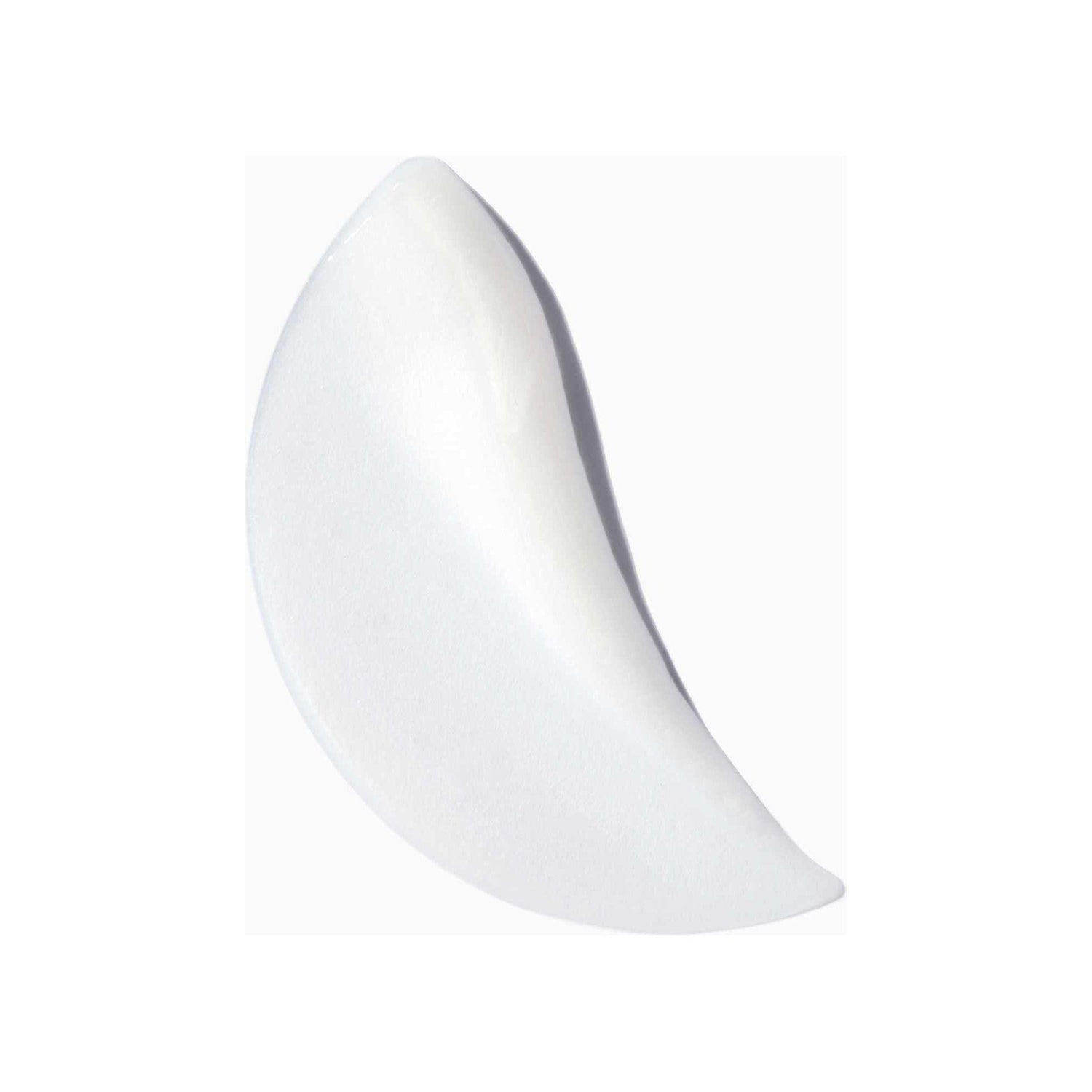 Close-up of the texture of Nutritive Masquintense for very dry and fine hair, illustrating its creamy, hydrating formula.