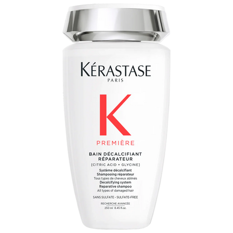 Bain Décalcifiant Réparateur Shampoo for damaged hair from Kérastase Paris, 250ml bottle, features decalcifying and repairing formulas.