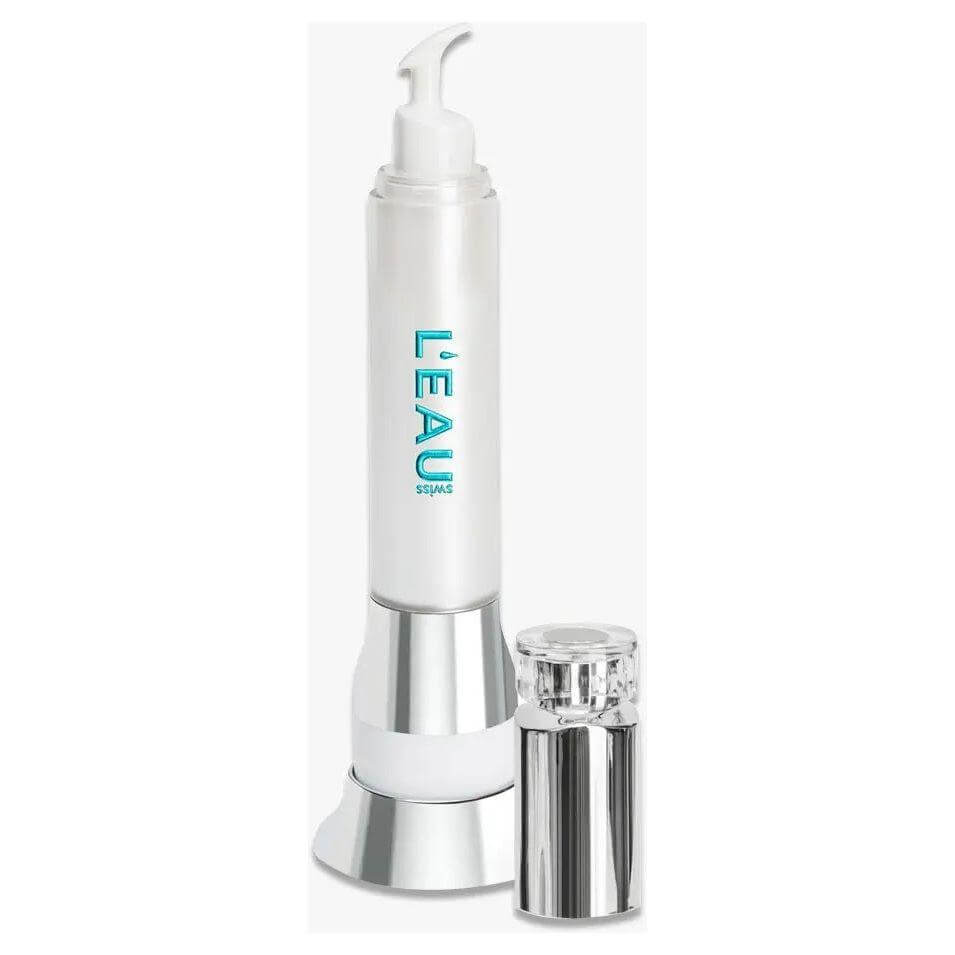 L'Eau Swiss Syringe Instant Eye Filler with Apple Stem Cell Extracts for reducing wrinkles around eye contours.